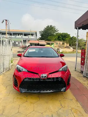 Toyota Corolla 2017 Red