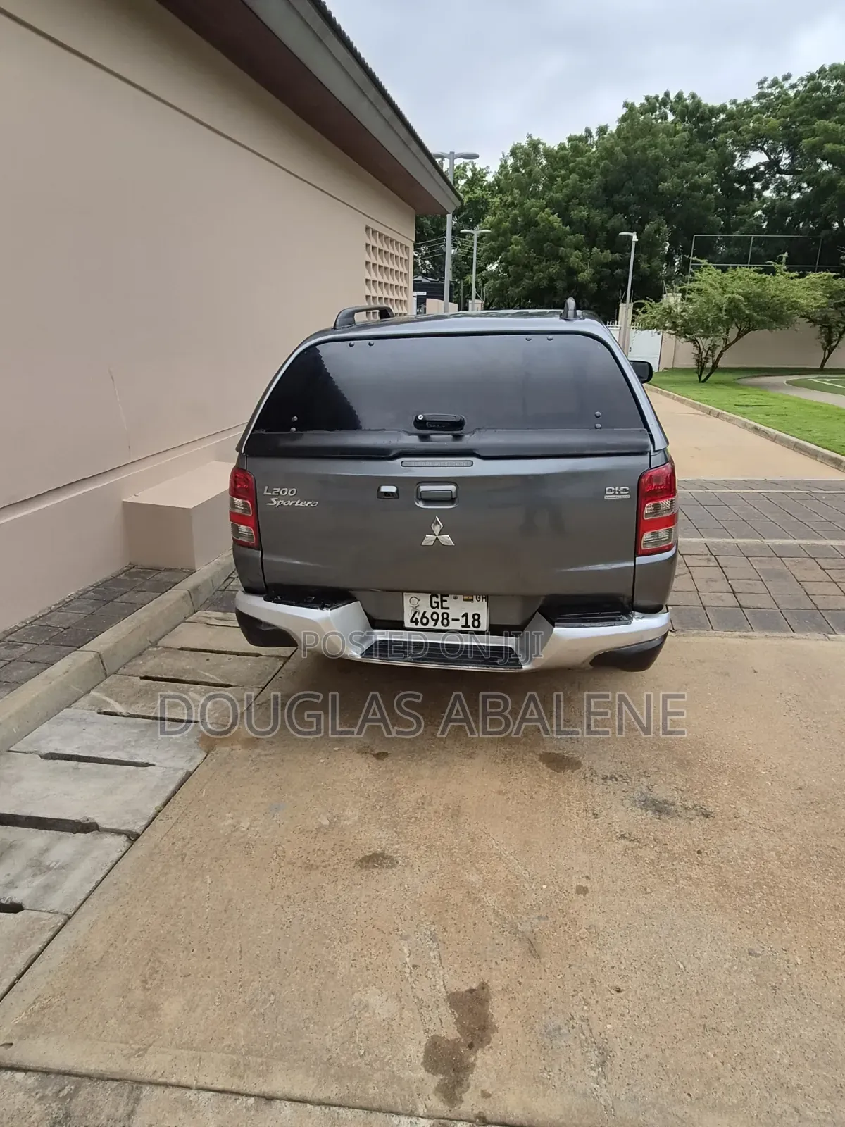 Mitsubishi L200 2018 Gray