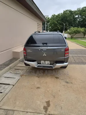 Mitsubishi L200 2018 Gray