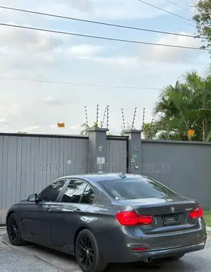 BMW 320i 2017 Gray