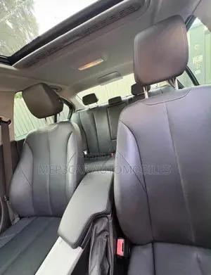 BMW 320i 2017 Gray