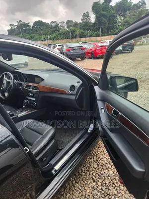 Mercedes-Benz C250 2013 Black