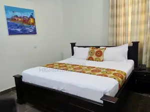The Highbridge Guest Lodge