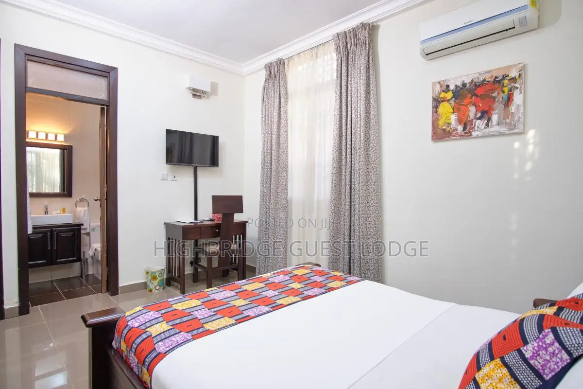 The Highbridge Guest Lodge