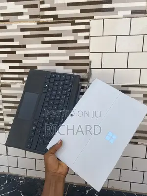 Laptop Microsoft Surface Pro 5 4GB Intel Core i5 SSD 128GB