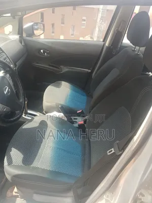 Nissan Versa 1.6 SV 4dr Sedan (1.6L 4cyl CVT) 2015 Gray