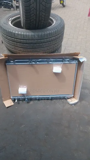 Honda Cr-v Brand New Radiator 23 -25