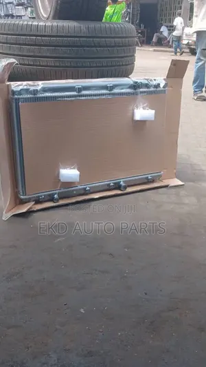 Honda Cr-v Brand New Radiator 23 -25