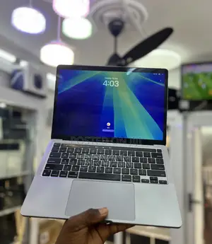 Laptop Apple MacBook Pro 2020 M1 8GB Apple M1 Pro SSD 256GB