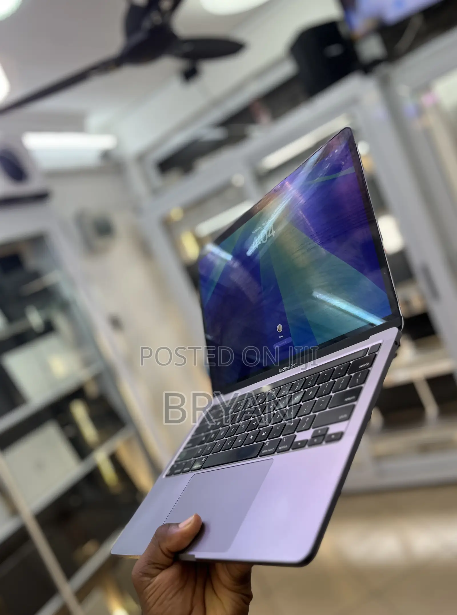 Laptop Apple MacBook Pro 2020 M1 8GB Apple M1 Pro SSD 256GB