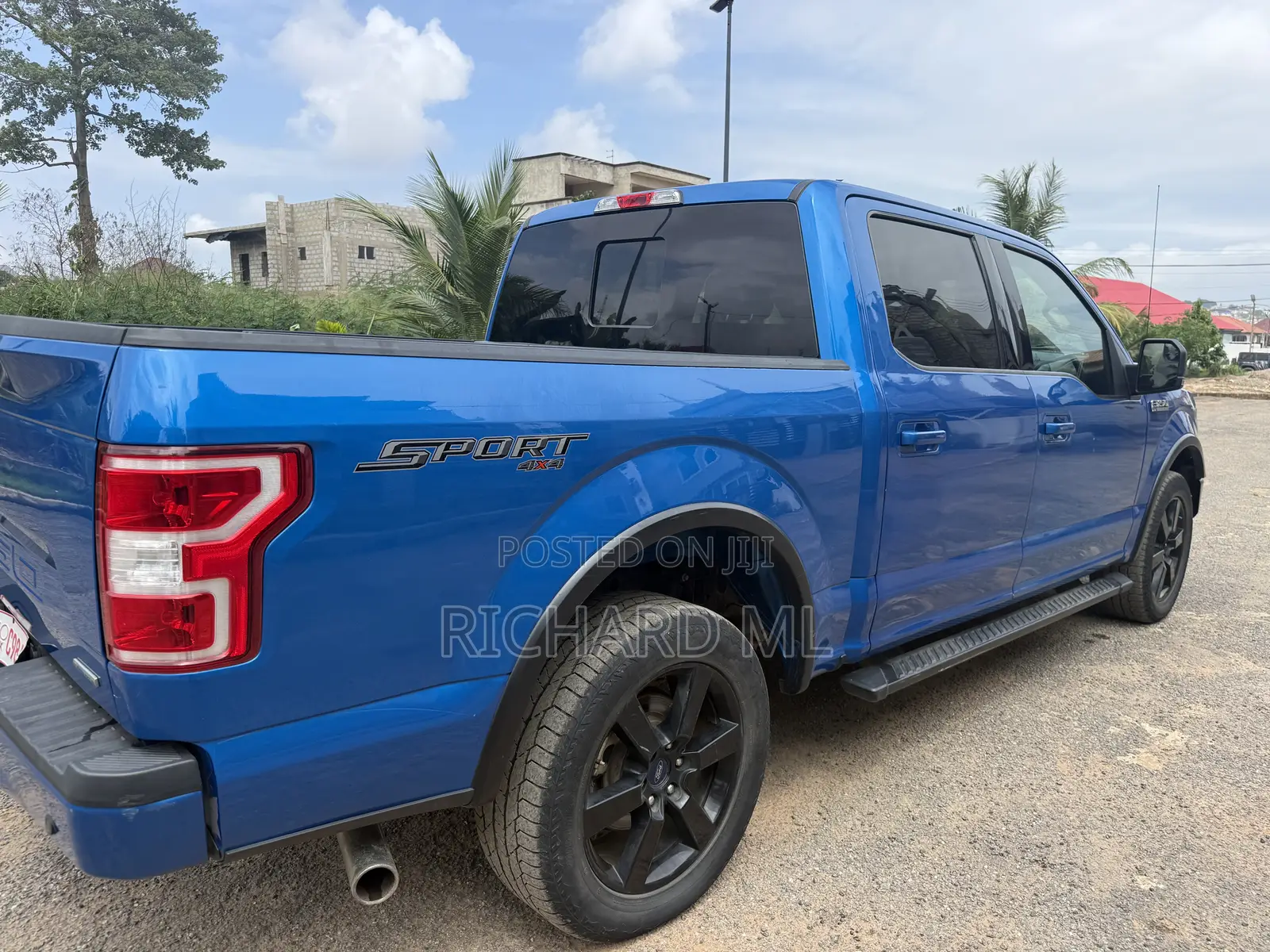 Ford F-150 2020 Blue