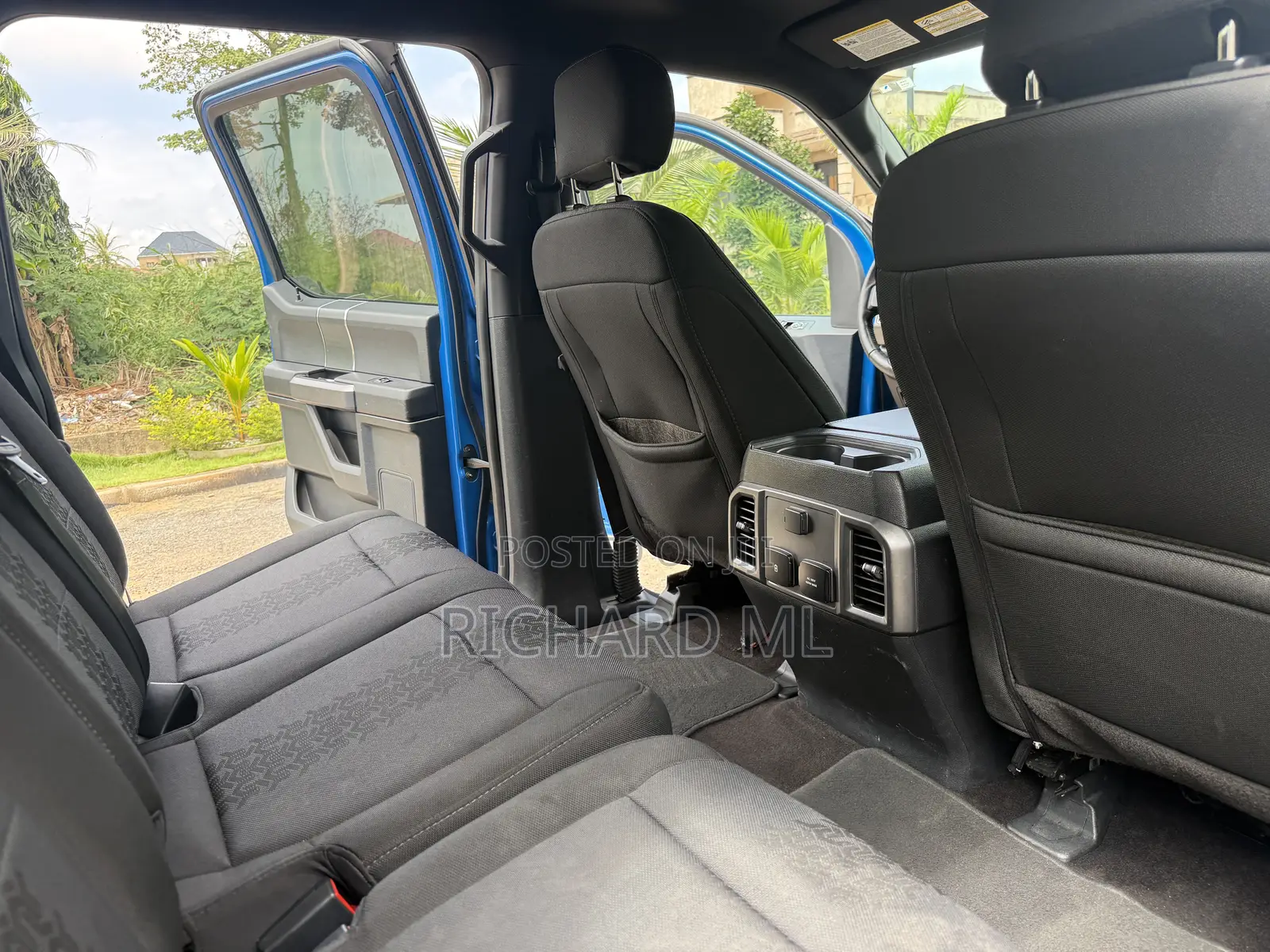 Ford F-150 2020 Blue