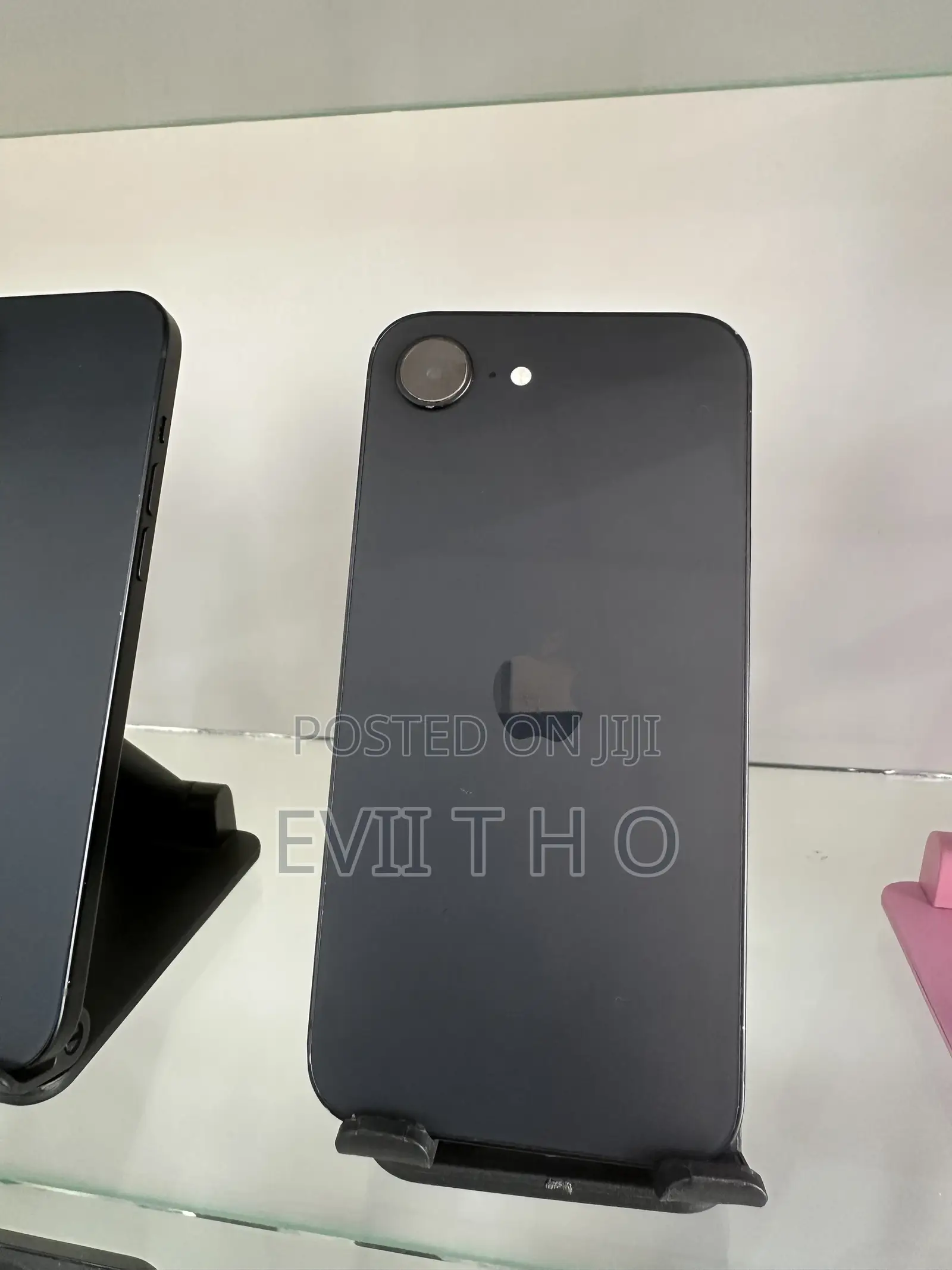 Apple iPhone 16e 128 GB Black