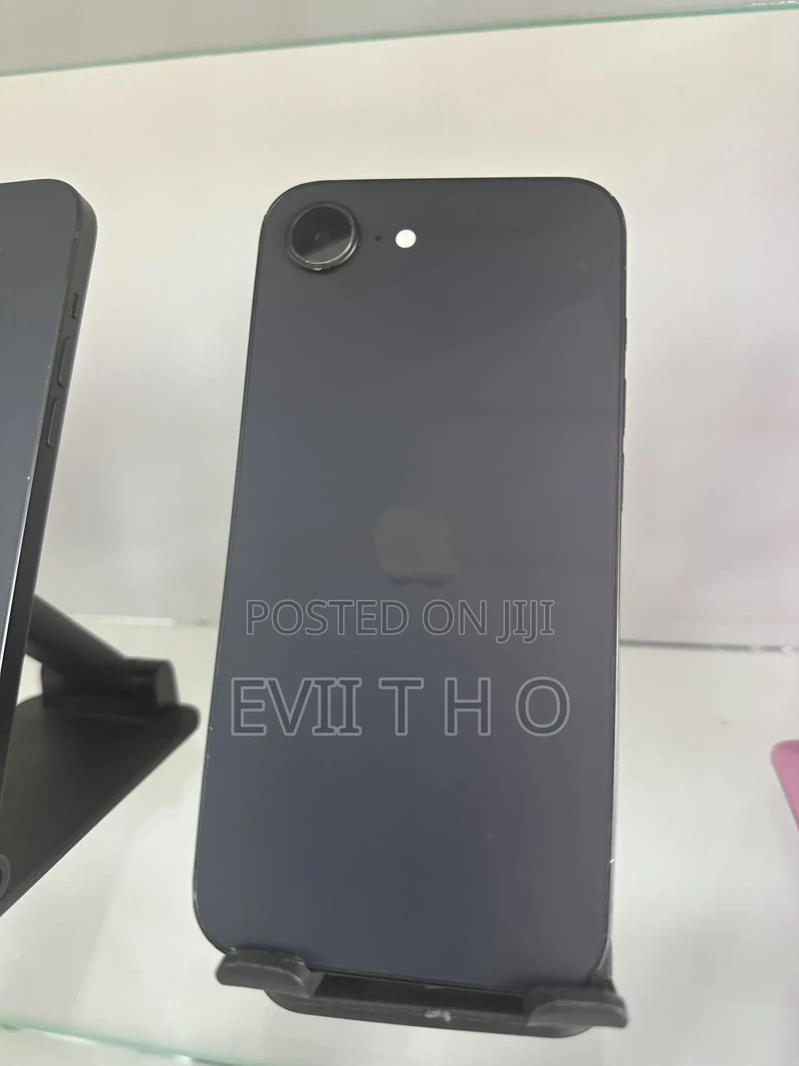 Apple iPhone 16e 128 GB Black