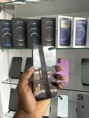 Apple iPhone 16e 128 GB Black