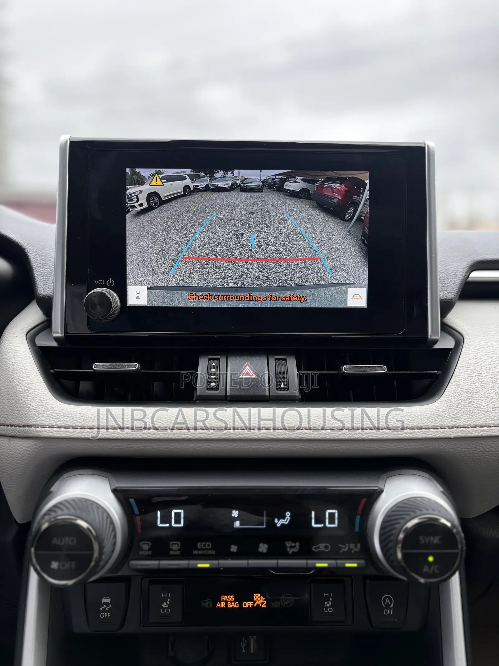 Toyota RAV4 XLE Premium FWD 2023 Gray