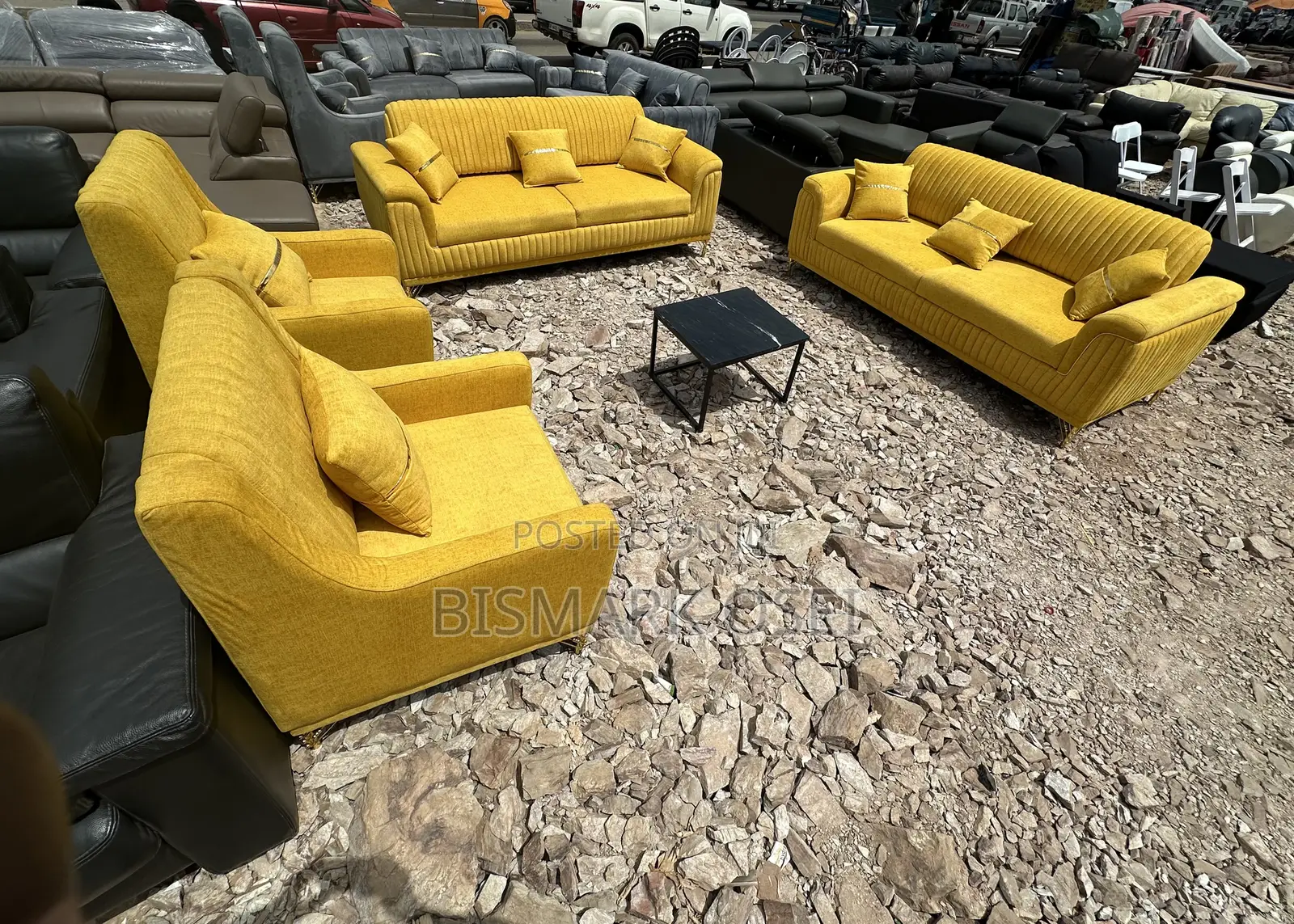 Comfortable 8 Seater Royal Sofa Set, the Head Rest Are Adjustable