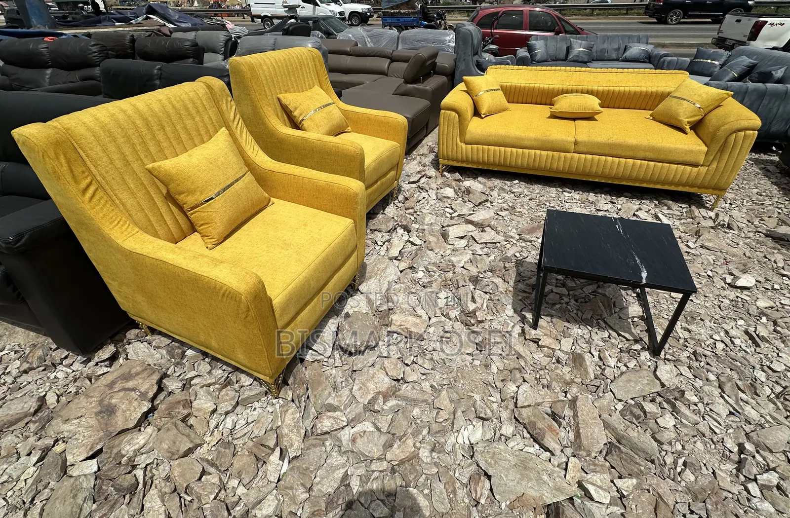 Comfortable 8 Seater Royal Sofa Set, the Head Rest Are Adjustable