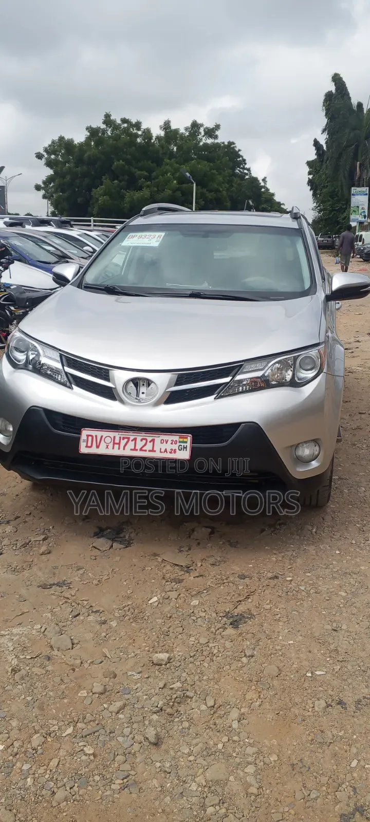 Toyota RAV4 Limited 4dr SUV AWD (2.5L 4cyl 6A) 2015 Silver