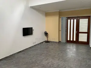 House Help (Live-in Preferred)