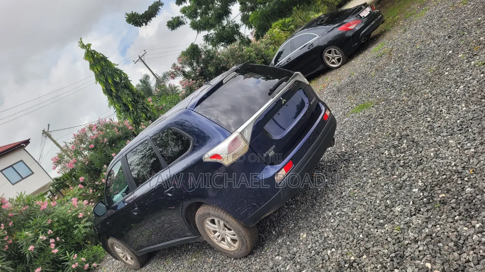 Mitsubishi Outlander 2017 Blue