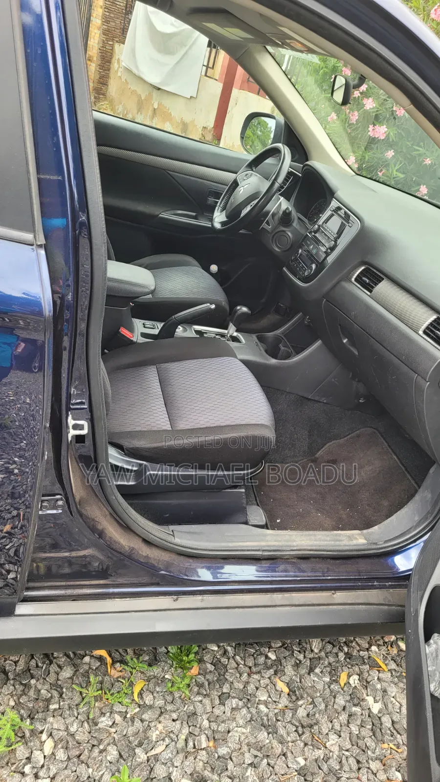 Mitsubishi Outlander 2017 Blue