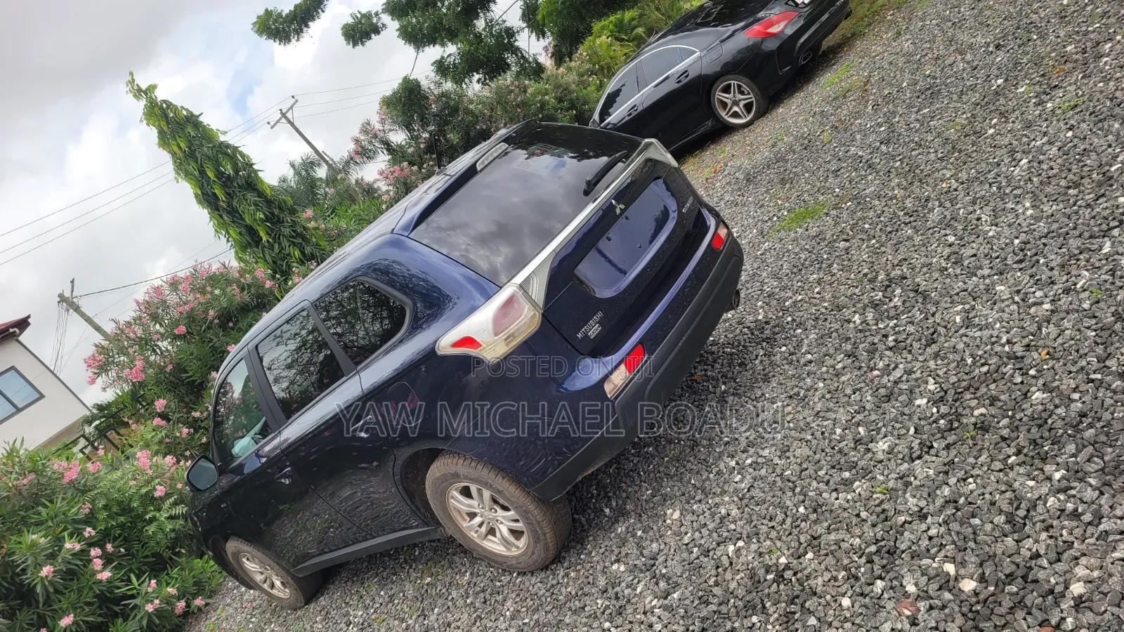 Mitsubishi Outlander 2017 Blue