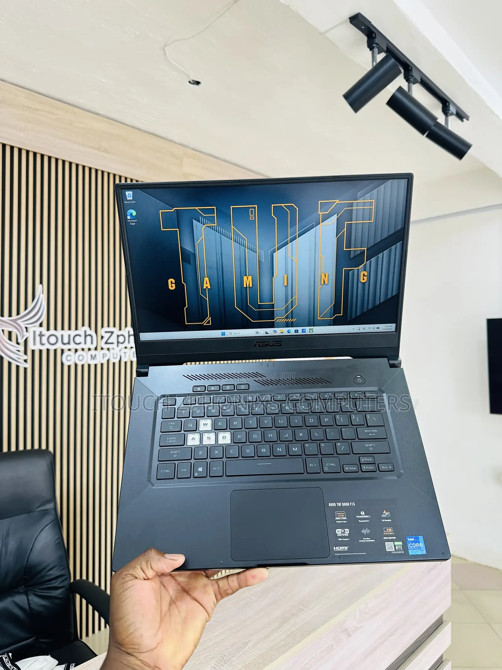 Laptop Asus TUF Dash F15 16GB Intel Core i7 SSD 512GB