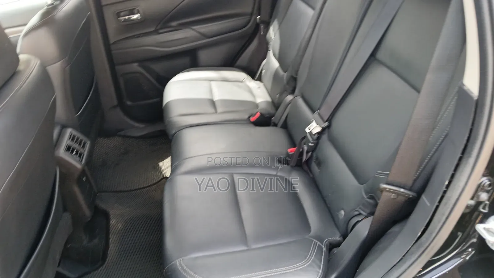 Mitsubishi Outlander for Rent at Ghc800