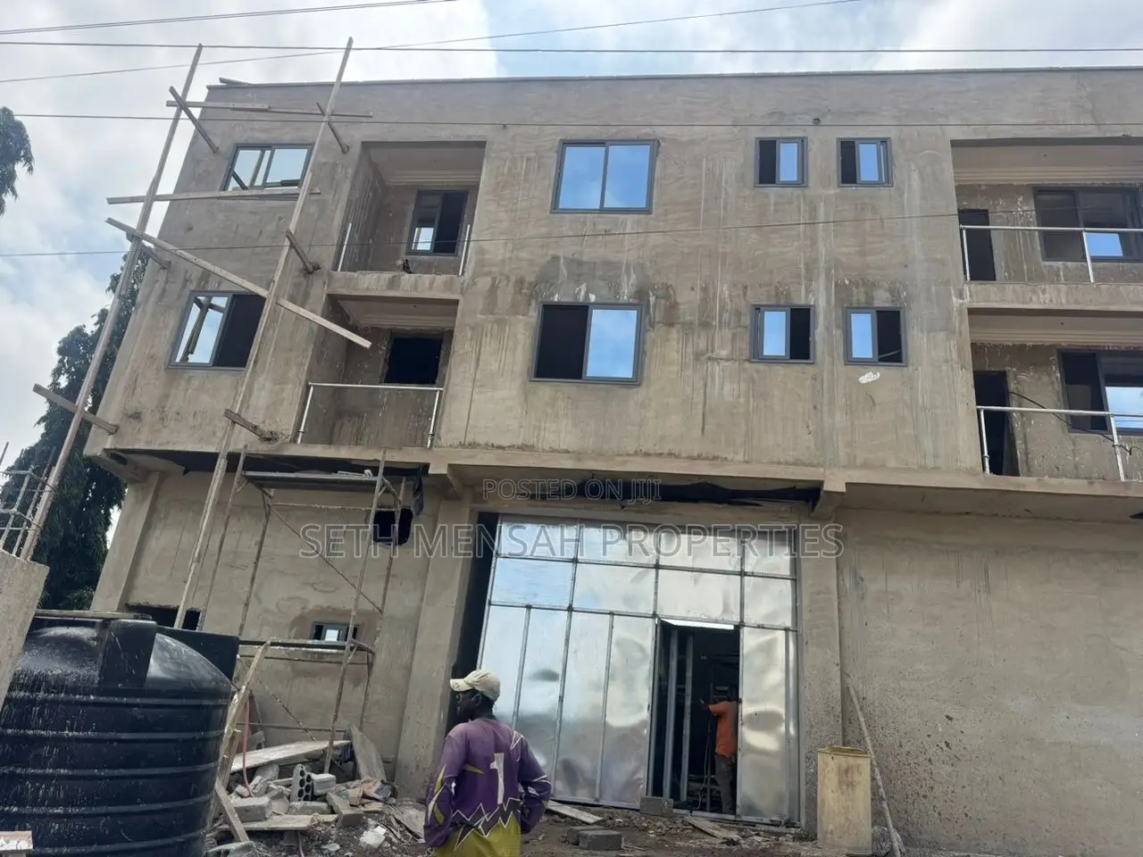 500 Square Meters Warehouse for Rent at Achimota Mile7