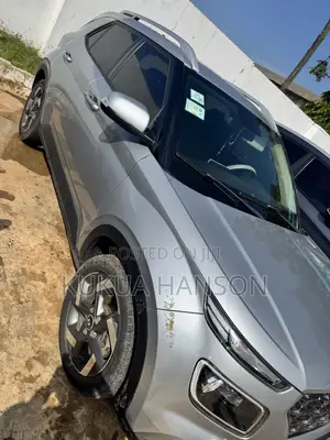 Hyundai Venue 2020 Silver
