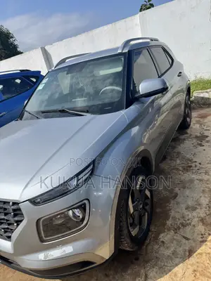 Hyundai Venue 2020 Silver