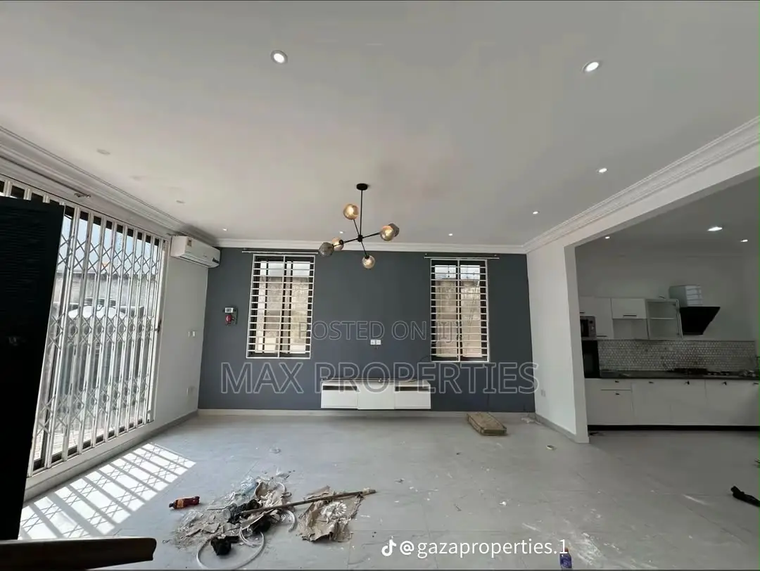 3bdrm Townhouse / Terrace in Haatso for rent
