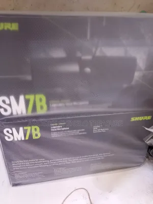 SM7B Professional Dynamic Vocal Microphone.