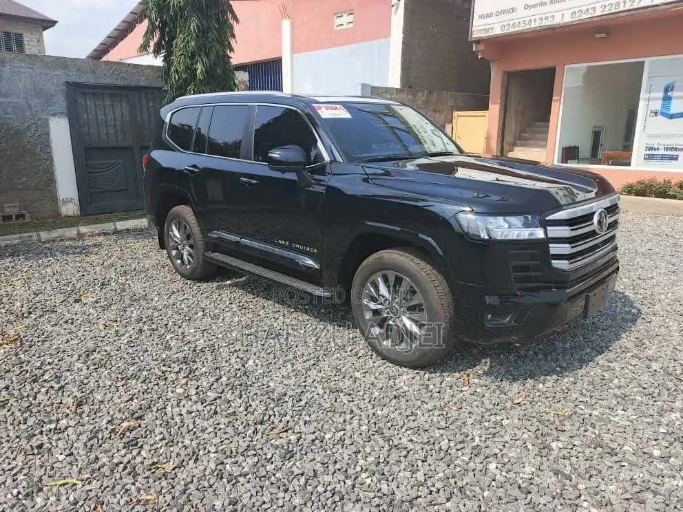 Toyota Land Cruiser 2023 Black