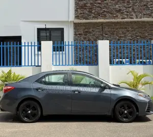 Toyota Corolla LE Eco (1.8L 4cyl 2A) 2019 Gray