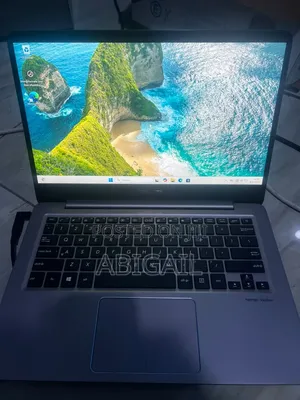 Laptop Asus ZenBook UX430UQ 8GB Intel Core i7 SSD 128GB