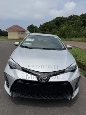 Toyota Corolla S 4dr Sedan (1.8L 4cyl CVT) 2016 Silver