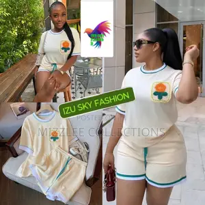 Ladies Top and Shorts for Outing