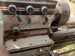 Birmingham Lathe Machine 20x80