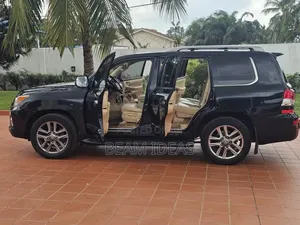Lexus LX 570 AWD 2013 Black
