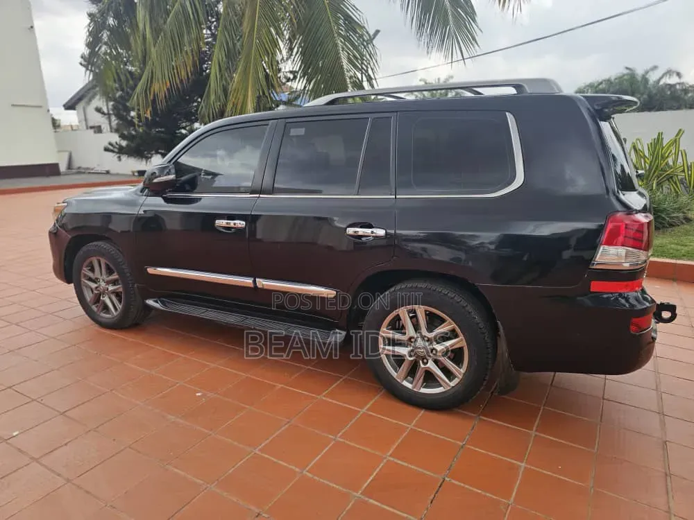 Lexus LX 570 AWD 2013 Black