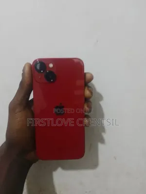 Apple iPhone 13 128 GB Red