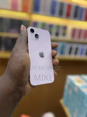 New Apple iPhone 13 128 GB Pink