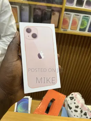 New Apple iPhone 13 128 GB Pink