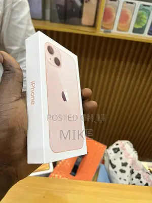 New Apple iPhone 13 128 GB Pink