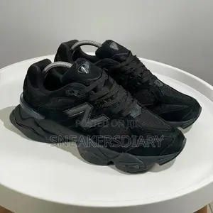 9060 Black NB