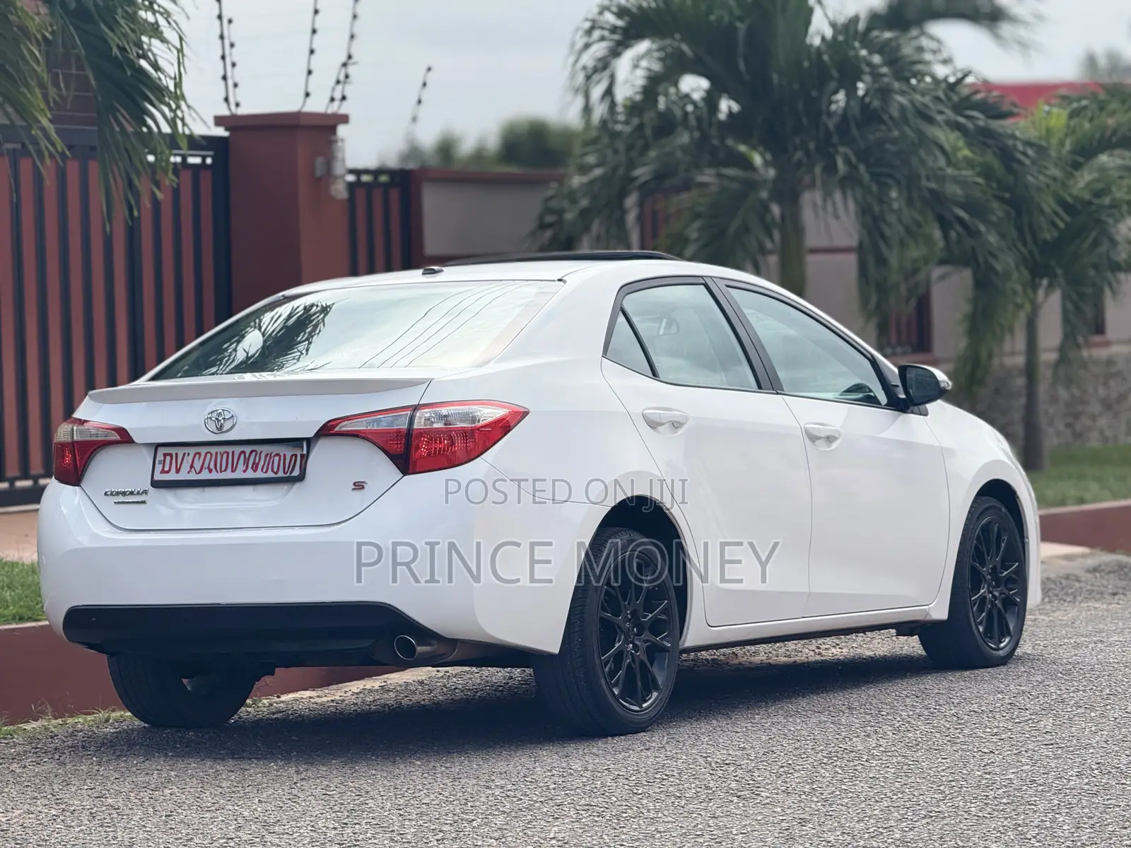 Toyota Corolla 2016 White