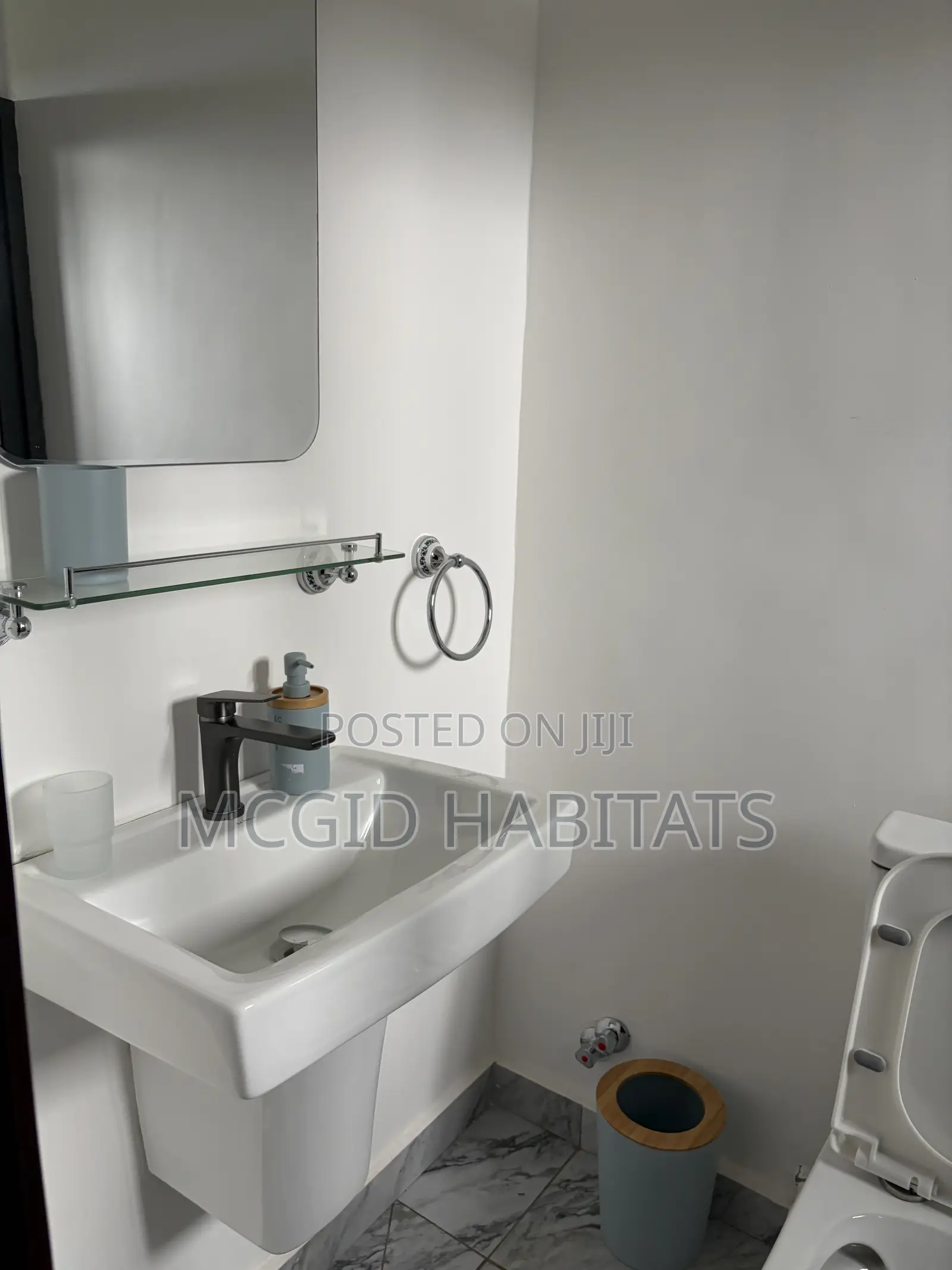2bdrm House in Ashaley Botwe for sale