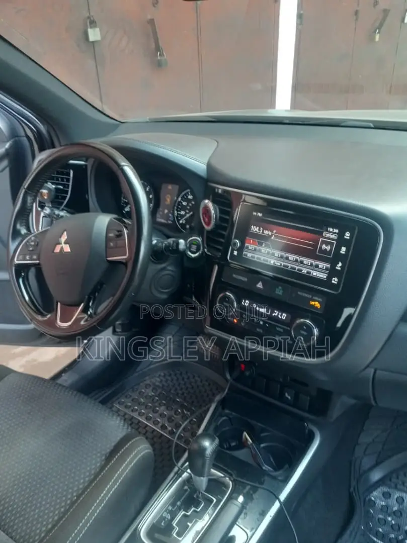 Mitsubishi Outlander 2018 Black